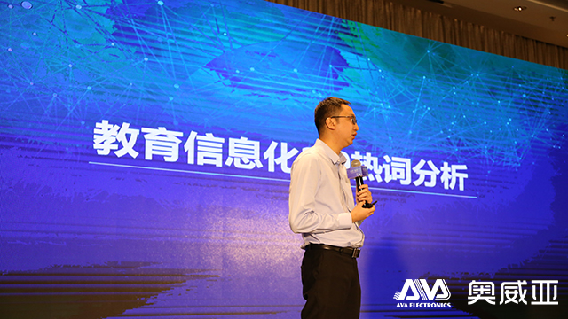 IMG_1911.jpg IMG_1911.jpg