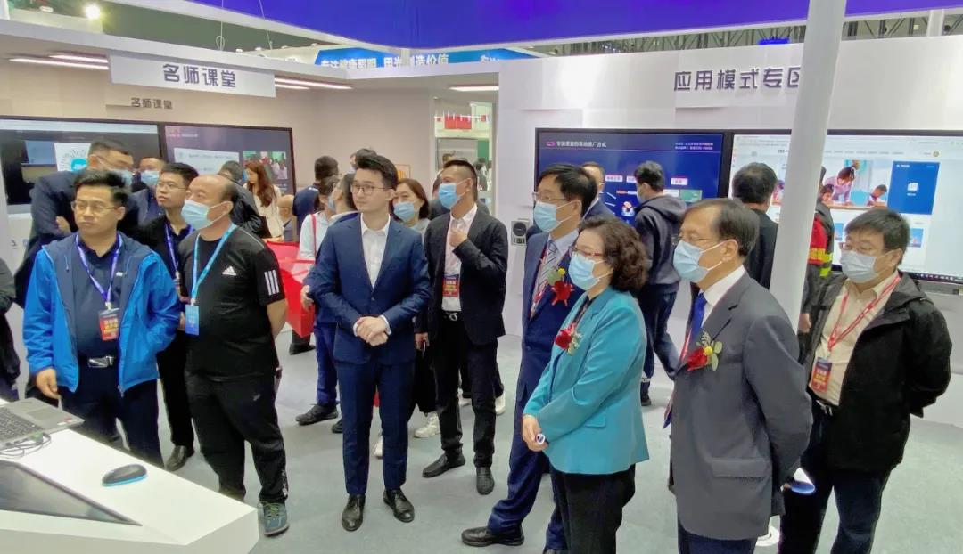 河北展，奧威亞“三個(gè)課堂”引全場(chǎng)矚目