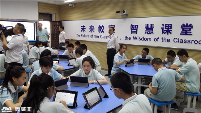 未來(lái)課室還能加互動(dòng)課堂？看看錄播廠家是怎么做的