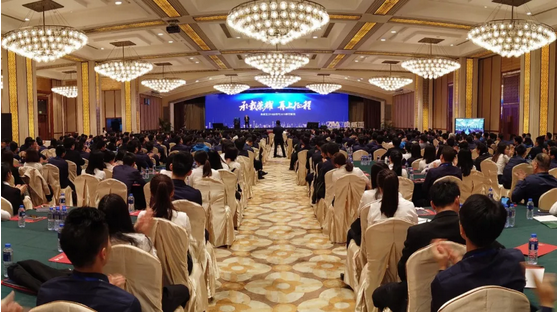 奧威亞：揚帆再起航，再戰新征程，開創新輝煌